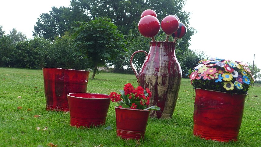 Rood keramiek ... ons handelsmerk // © Meister Keramik Rood keramiek ... ons handelsmerk // © Meister Keramik