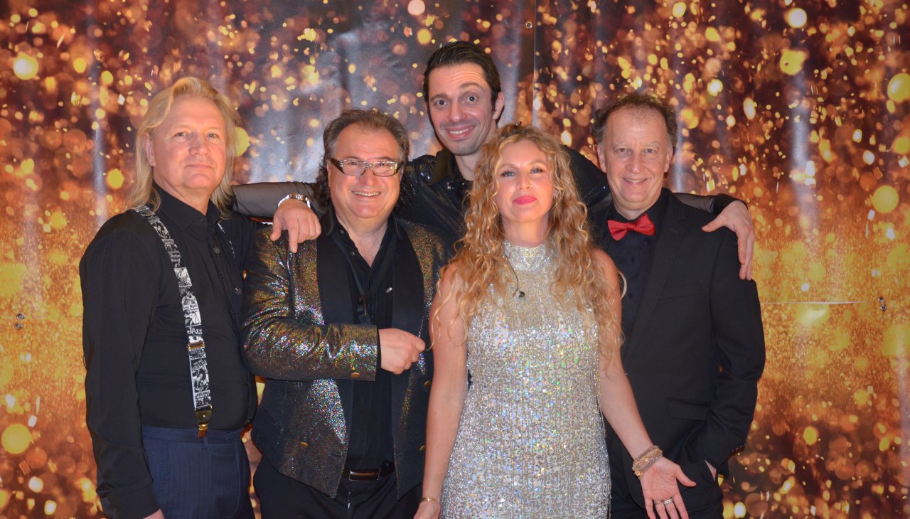 &copy; 18.10. Herbstball.JPG