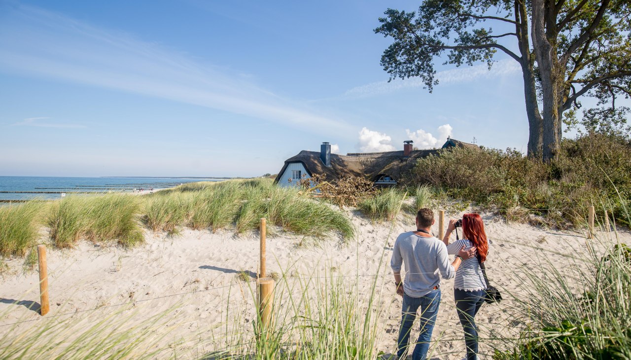 blick-auf-die-grimmelei-in-ahrenshoop-tmv_krauss_web, © TMV Krauss blick-auf-die-grimmelei-in-ahrenshoop-tmv_krauss_web, © TMV Krauss
