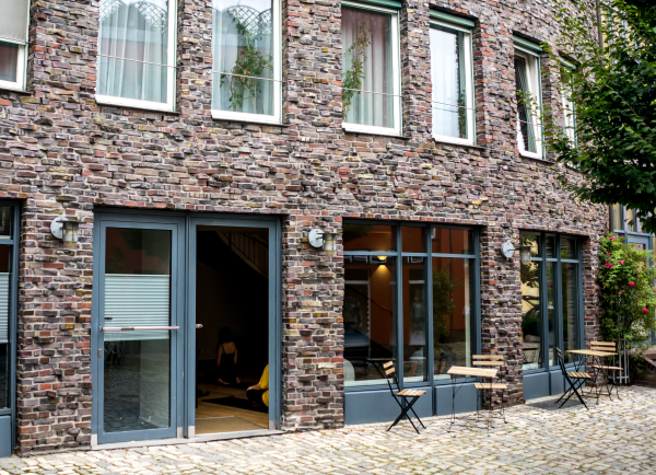 Studio // &copy; MOVA PLACE - Yoga & Co. Studio