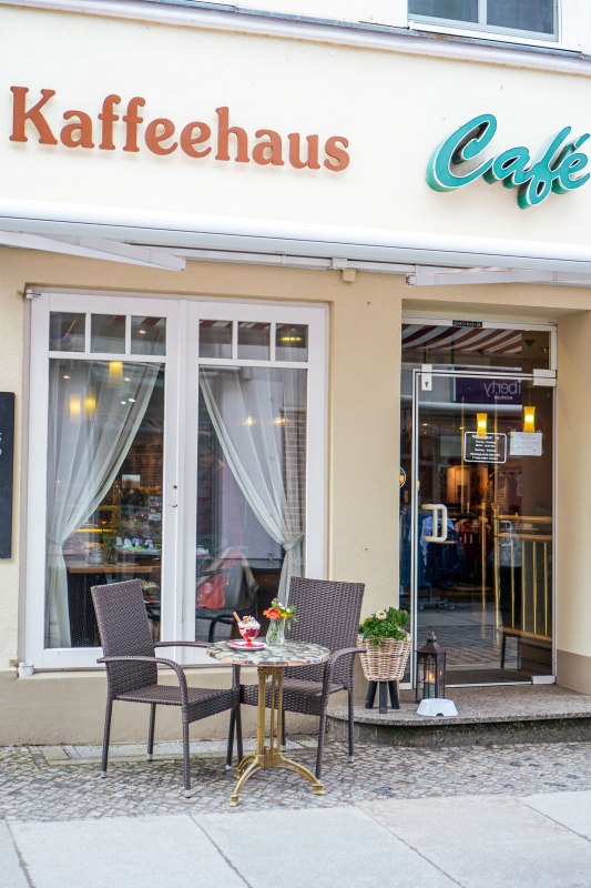 Stralsund coffee house // &copy; Theresa Gessert