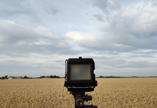 Vom Smartphone &uuml;ber die Digitalkamera bis zur analogen Gro&szlig;formatkamera - wir zeigen wie damit stimmungsvolle und professionelle Bilder gelingen. // &copy; Fotoschule Greifswald