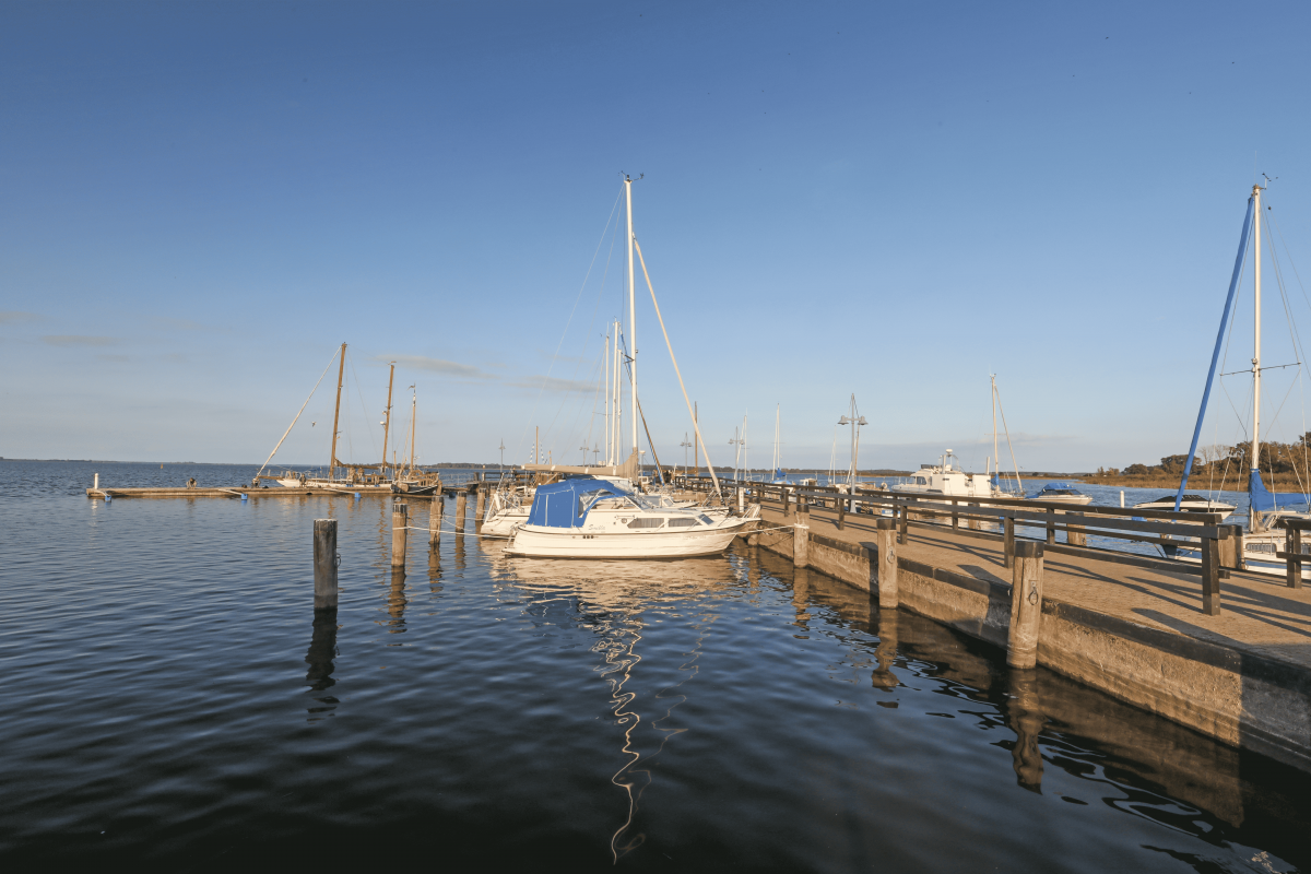 Boats at the pier // © MV-T/Gohlke Boats at the pier // © MV-T/Gohlke
