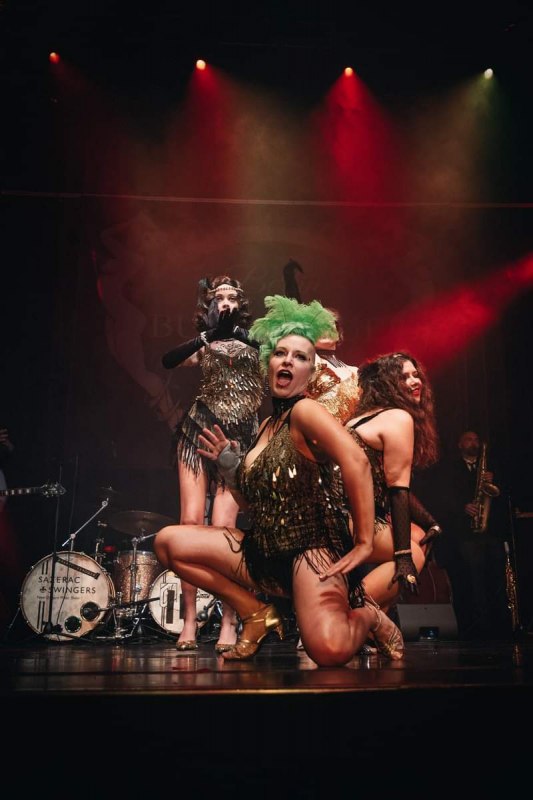 © © Hendrik Schneller © © Hendrik Schneller