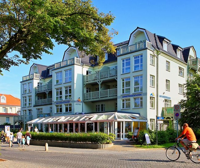 Außenansicht Am Weststrand Aparthotel Kühlungsborn // © Am Weststrand Aparthotel Kühlungsborn Außenansicht Am Weststrand Aparthotel Kühlungsborn // © Am Weststrand Aparthotel Kühlungsborn