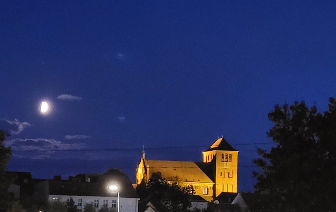 St. George's Church in the evening, © Stephan Fischer