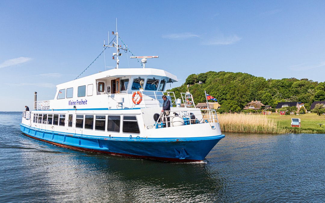 Zeehondenrondvaarten vanuit de haven van Baabe (verschansing), © Weiße Flotte GmbH