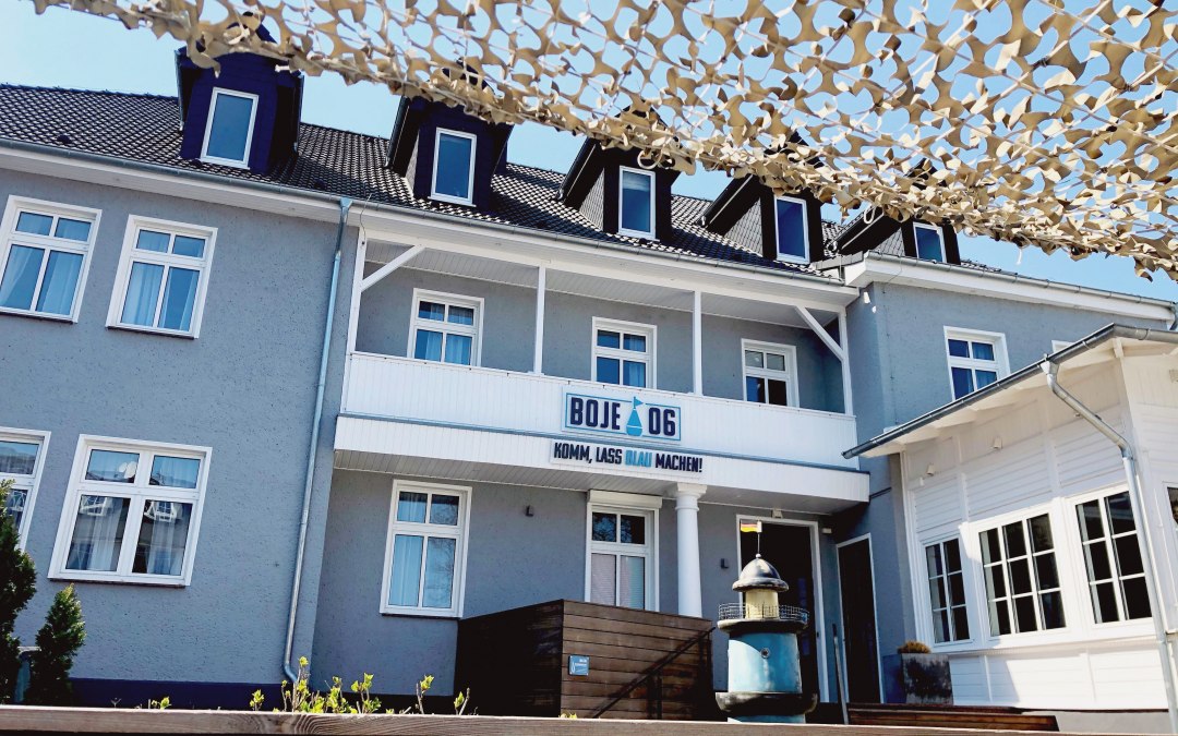 Hotel Boje06 with open air lounge, © Hotel Boje06
