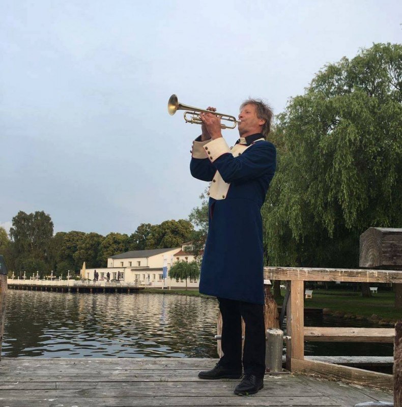 Trumpet solo by Mr. Viehstädt // © Touristinformation Krakow am See Trumpet solo by Mr. Viehstädt // © Touristinformation Krakow am See