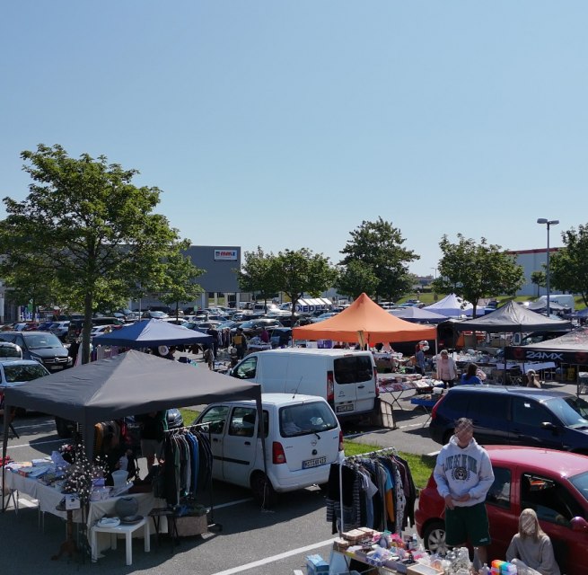 Flea market, © Hoffmeister Flea market, © Hoffmeister