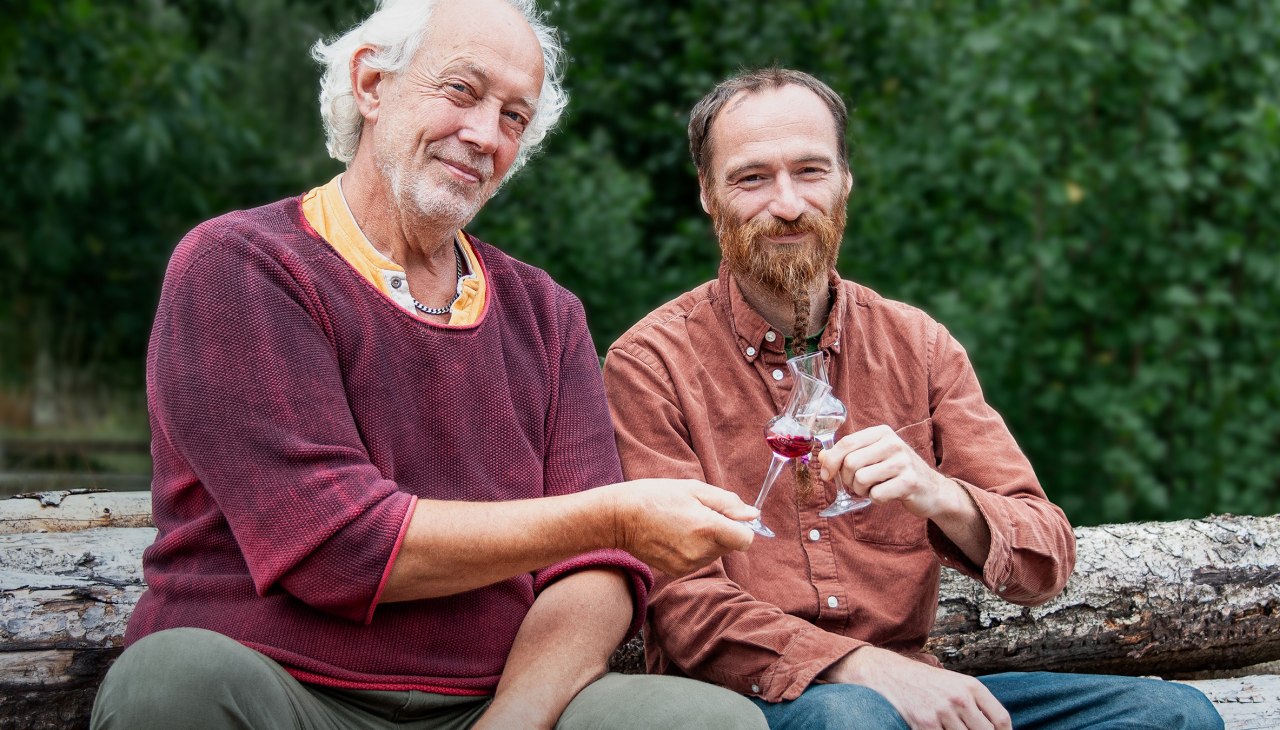 Eric & Johann Twee personages hebben elkaar ontmoet., &copy; FreudenFeuer Destillerie GbR