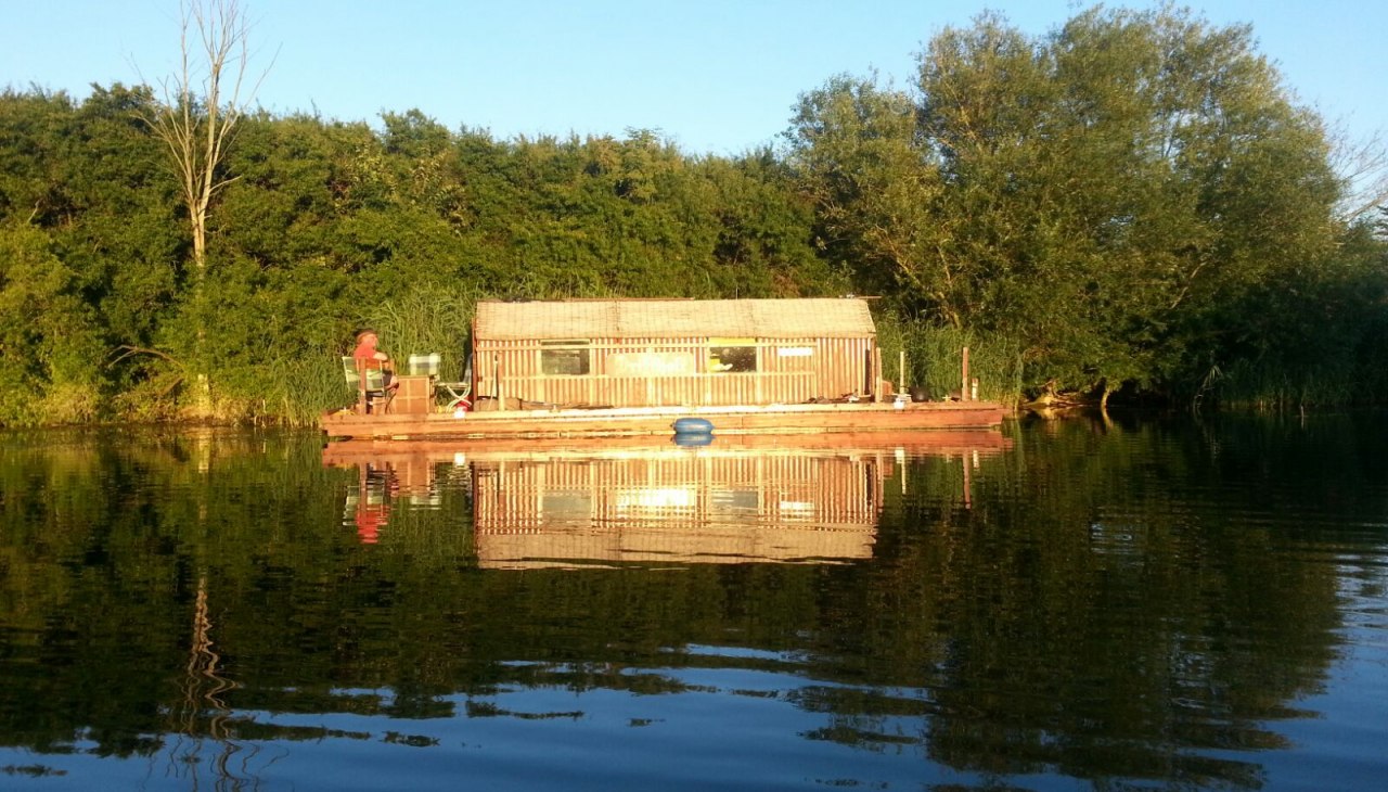 Een van de vele prachtige zonsondergangen op de Driftholt, © Eric Voshage Een van de vele prachtige zonsondergangen op de Driftholt, © Eric Voshage