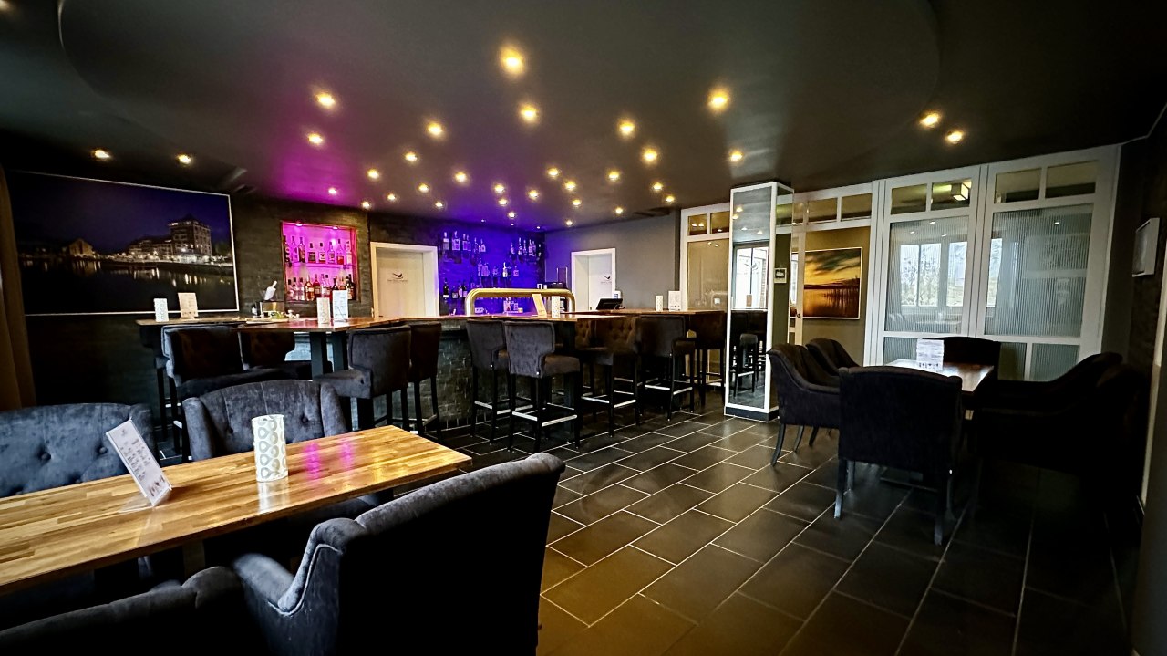 &copy; Hotel Neustrelitz GmbH & Co. KG