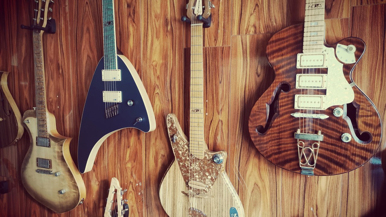 Handmade custom guitars from HEART guitars & more, &copy; Florian Hellweg