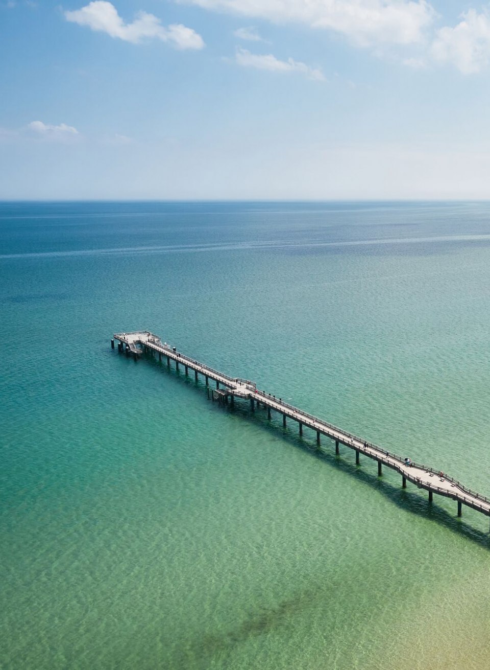 The pier in Binz from the air with the crystal-clear waters of the Baltic Sea // The pier in Binz // © Travel Charme The pier in Binz from the air with the crystal-clear waters of the Baltic Sea