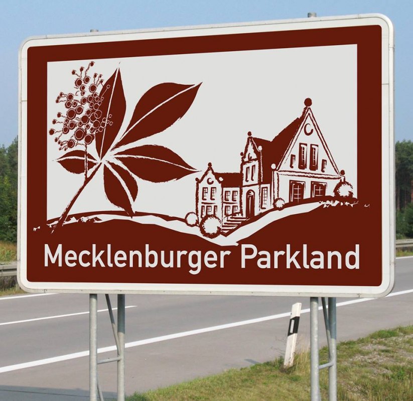 Witamy w Mecklenburg ParkLand // © Schloss Mitsuko Witamy w Mecklenburg ParkLand // © Schloss Mitsuko