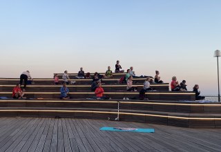 &copy; Sonnenaufgangs-Yoga