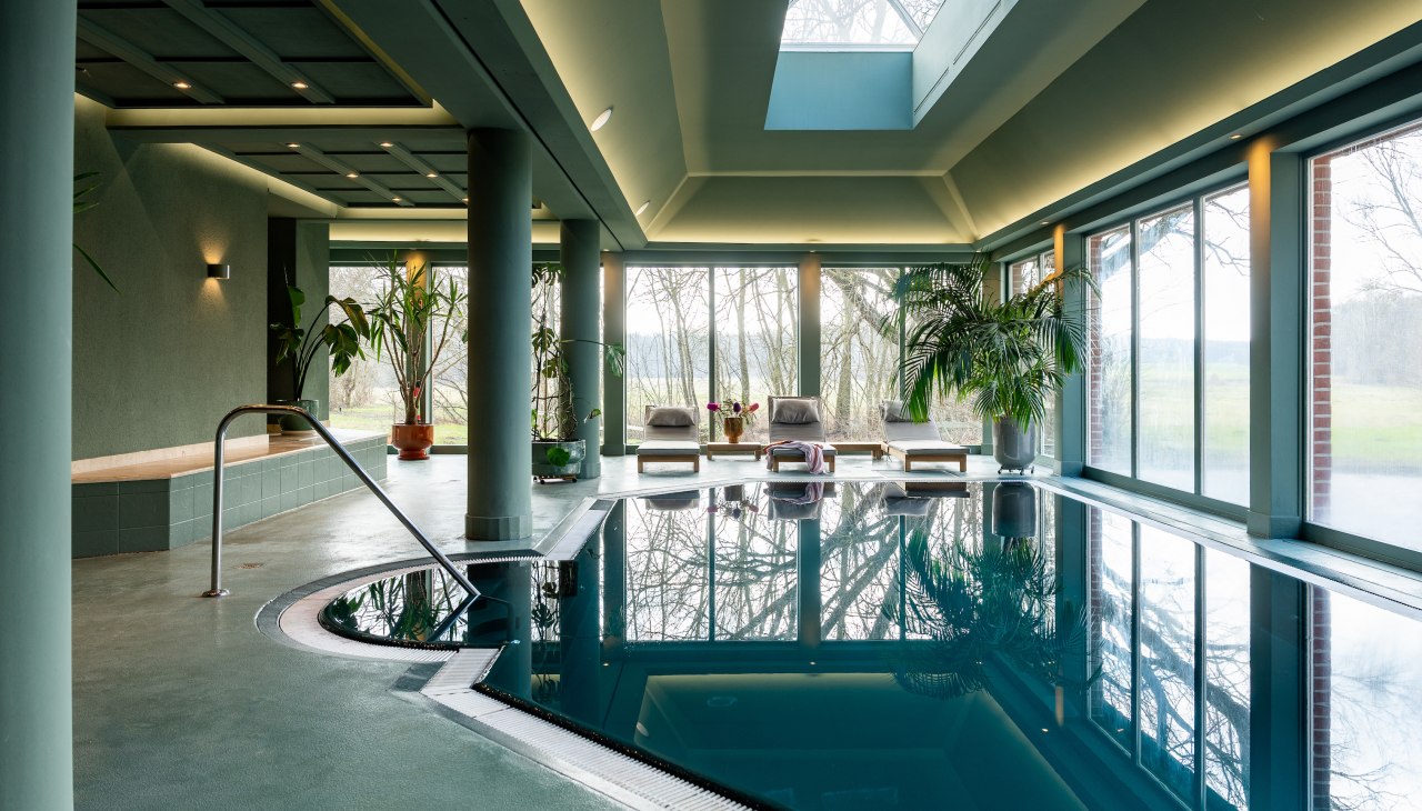 Spa en zwembad, © St. Oberholz / Pavel Becker Spa en zwembad, © St. Oberholz / Pavel Becker
