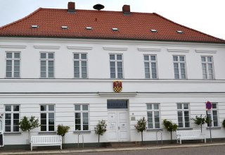 Putbus city hall, &copy; Tourismuszentrale R&uuml;gen