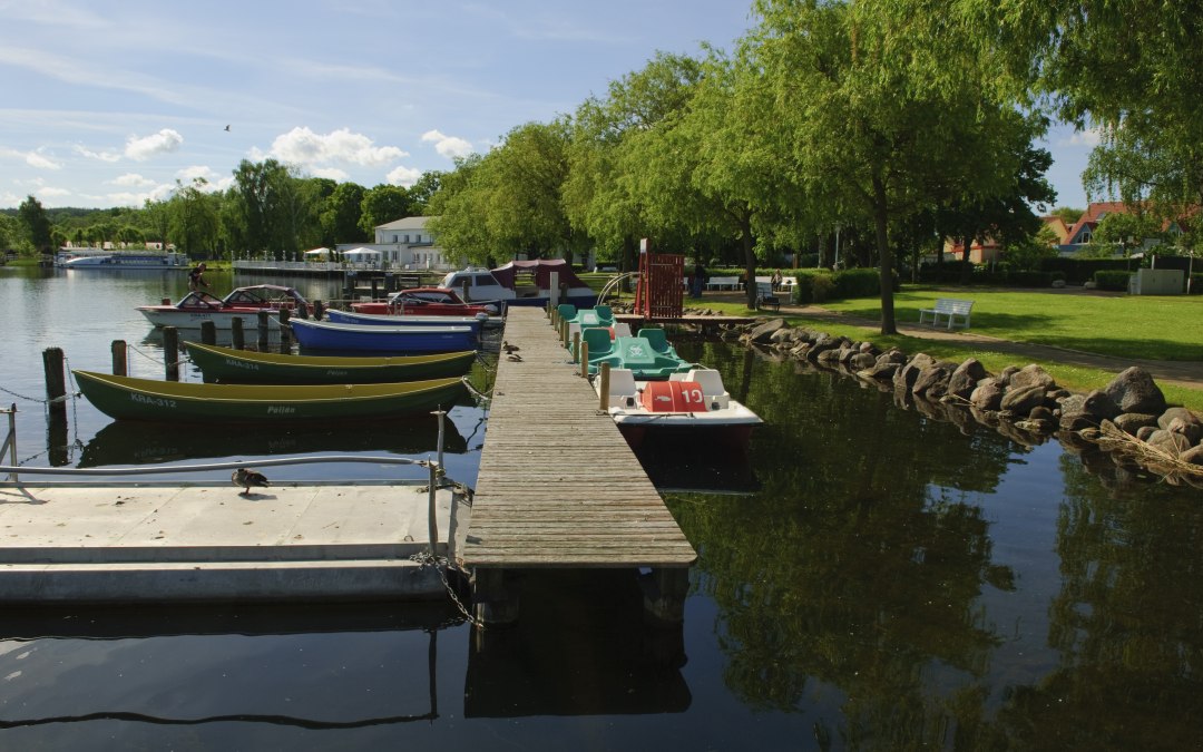 Bootverhuur en ligplaatsen voor de elektrische zonneboot, © Frank Eilrich