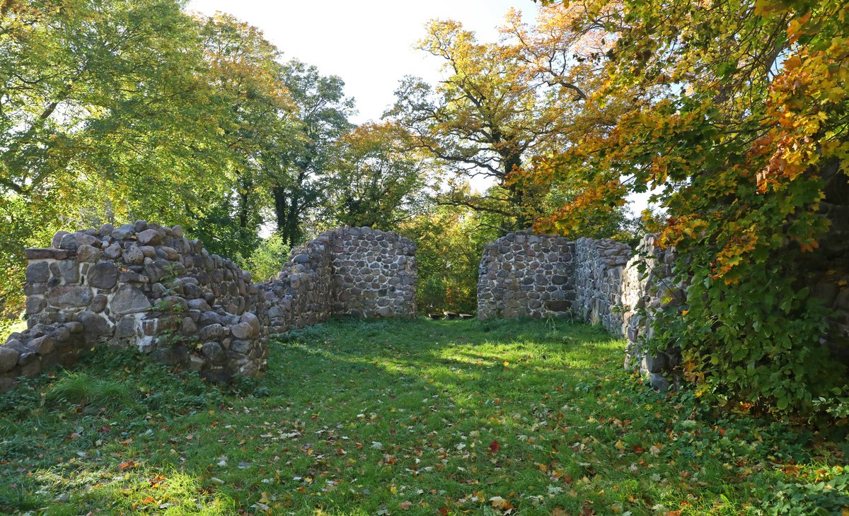 Ruiny kościoła w Schorssow, © TMV/D. Gohlke Ruiny kościoła w Schorssow, © TMV/D. Gohlke