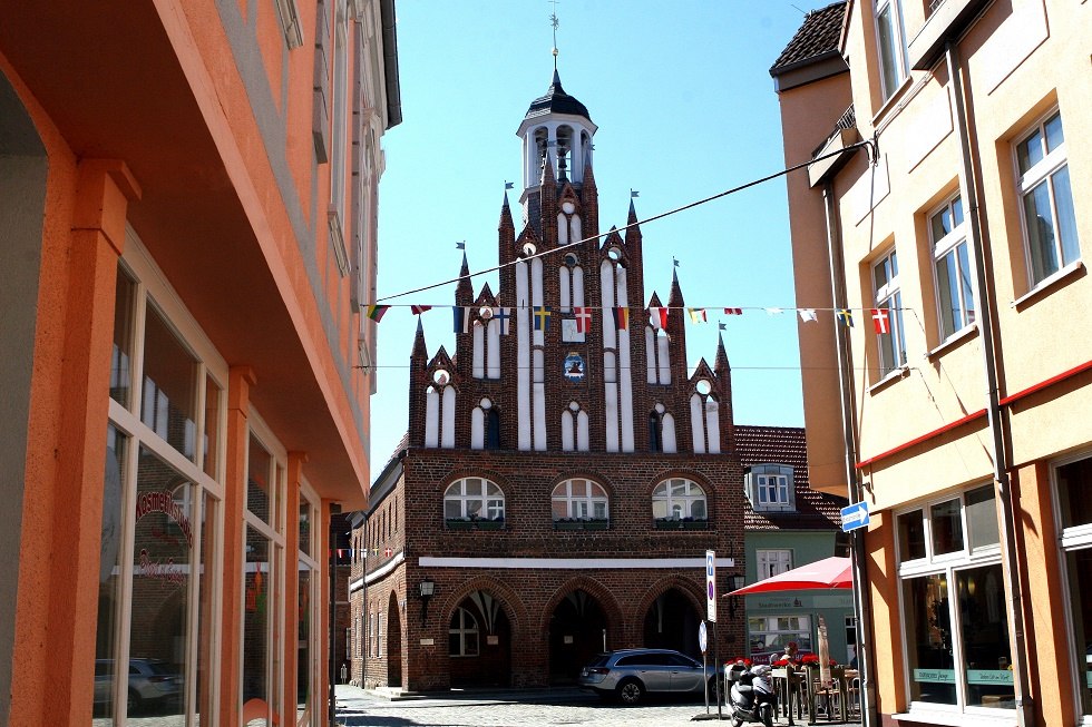Buitenaanzicht // &copy; Sabrina Wittkopf-Schade