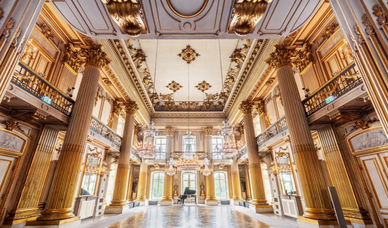 De westelijke vleugel en de Gouden Zaal in Paleis Ludwigslust worden op 30 mei 2026 feestelijk heropend. // &copy; MV-T/Tiemann