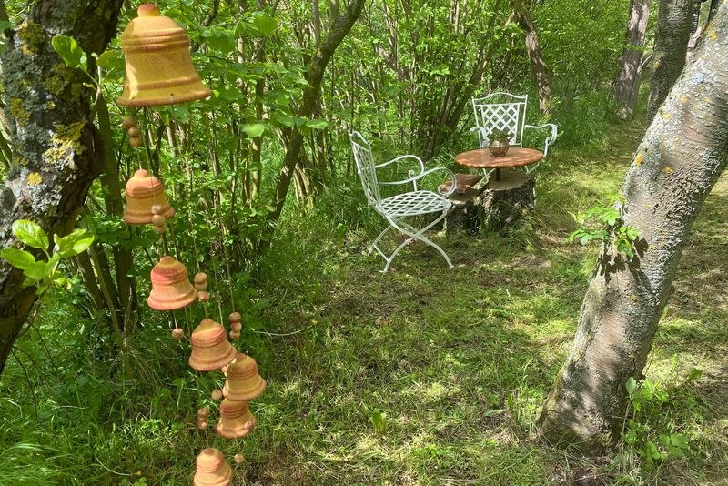 In our garden, you will find hidden, secluded places to retreat, read, think, dream or work in peace and quiet, inspired by nature. Creativity is not difficult. // &copy; &copy; Anders Balari