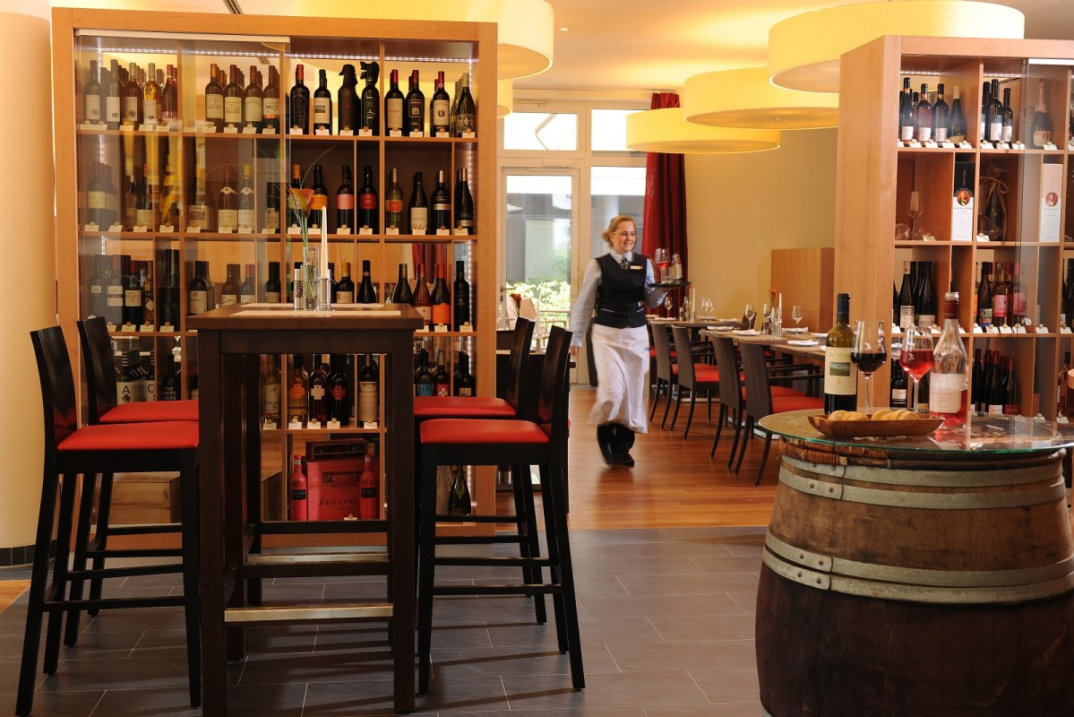 Restauracja "Gutmannsd&ouml;rfer", &copy; Hotel H&uuml;bner GmbH