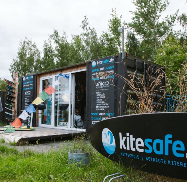 kitesafe.de Schule & Shop // © Pohlmann Media kitesafe.de Schule & Shop // © Pohlmann Media