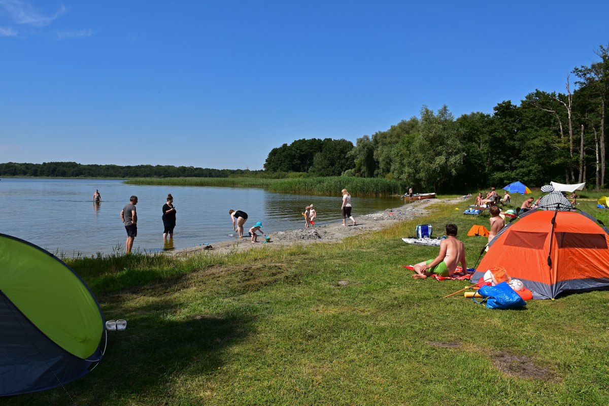 Eigen strand van de camping, &copy; Campingpark Seedorf