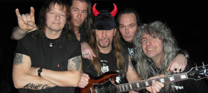 &copy; Bon Scott GbR