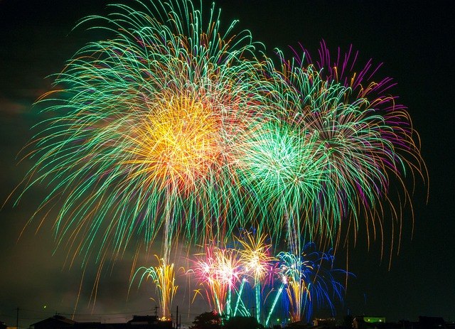 © fireworks-180553_640.jpg