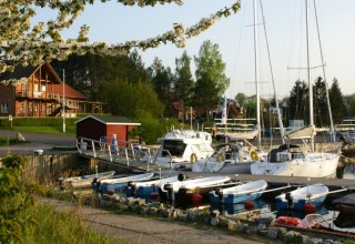 Quiet and well protected moorings for your boat // &copy; Marina Neuhof/Schumacher