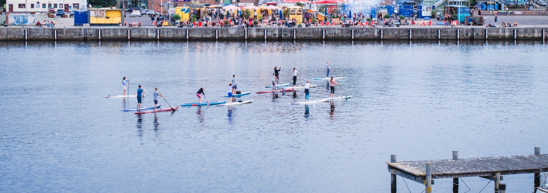 In Rostock is het nooit ver naar het water. De haven ligt midden in de stad - perfect om te ontspannen op de kade of om met een SUP het water op te gaan!