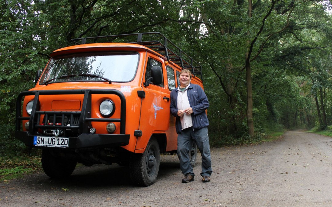 Schaalsee-Safari, Andreas Ermisch with his Buchanka, © Amelie Uding