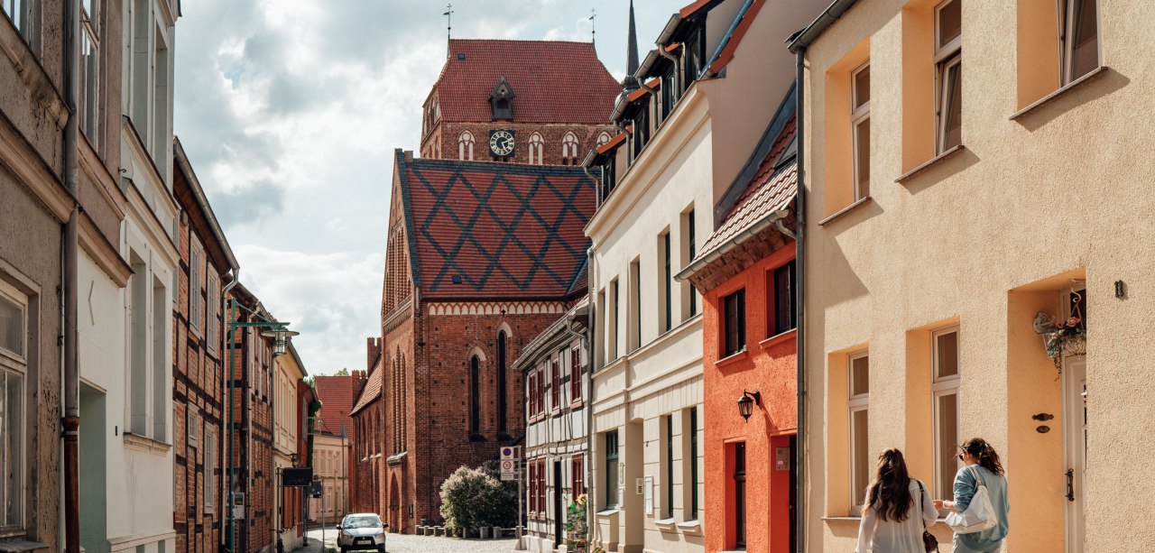 &copy; Dan Petermann