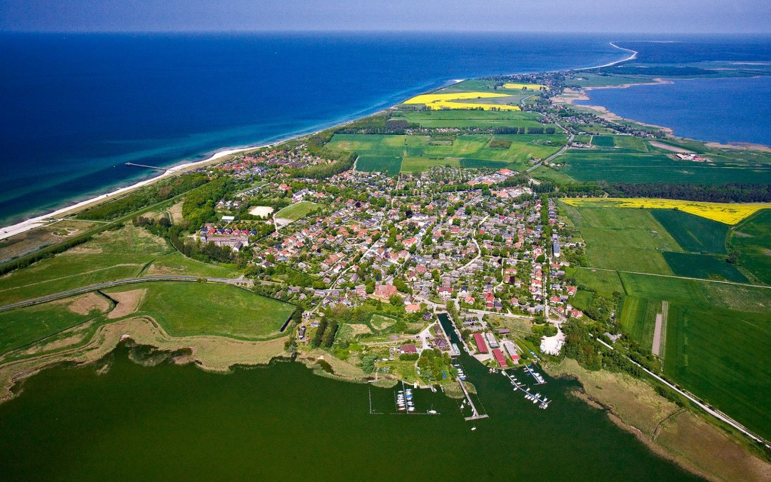 Swante Wustrow - Holy Island - Once take a deep breath on the Fischland, © Voigt & Kranz UG
