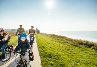 Fietstocht met het gezin op het eiland Ummanz, © TMV/Roth
