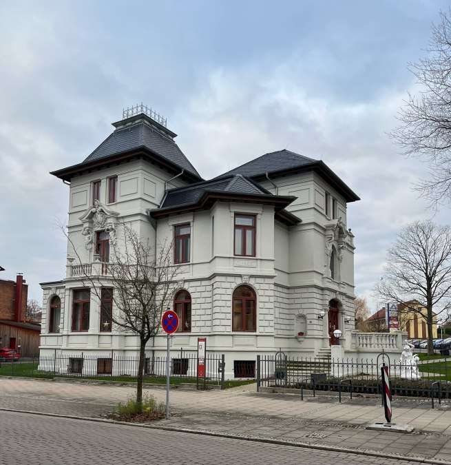 Zijaanzicht van Villa Auguste, © Tourist-Information Malchow Zijaanzicht van Villa Auguste, © Tourist-Information Malchow