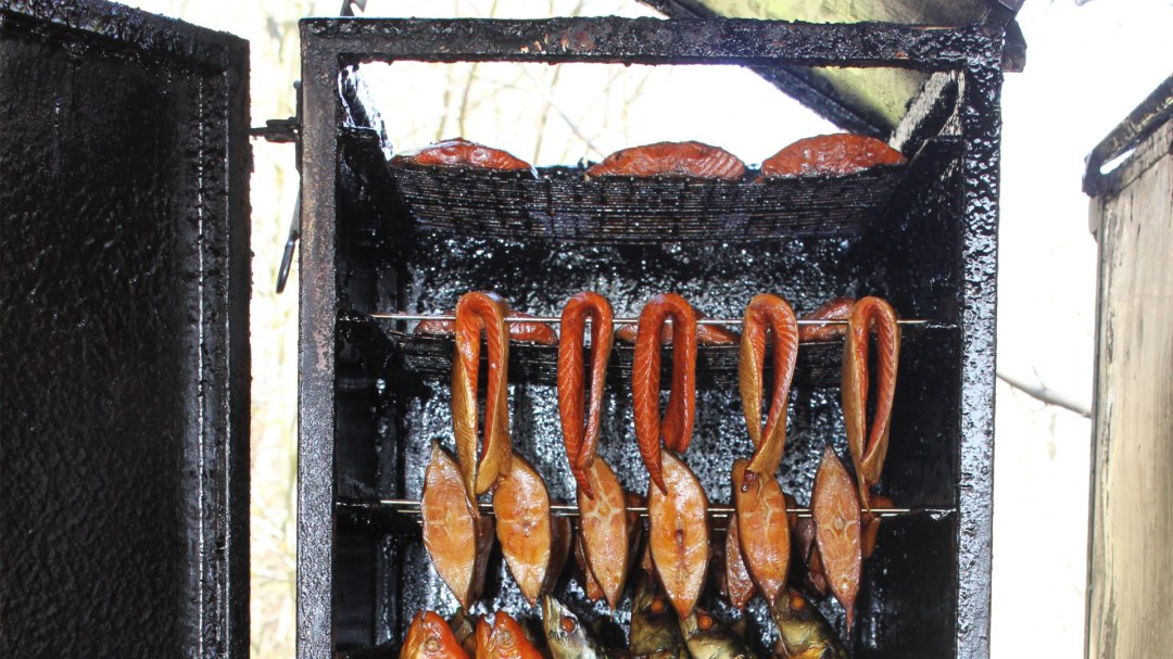 Wędzarnia w pokazowej wędzarni "Zur Reuse" w porcie Althagen, &copy; Marie Klus