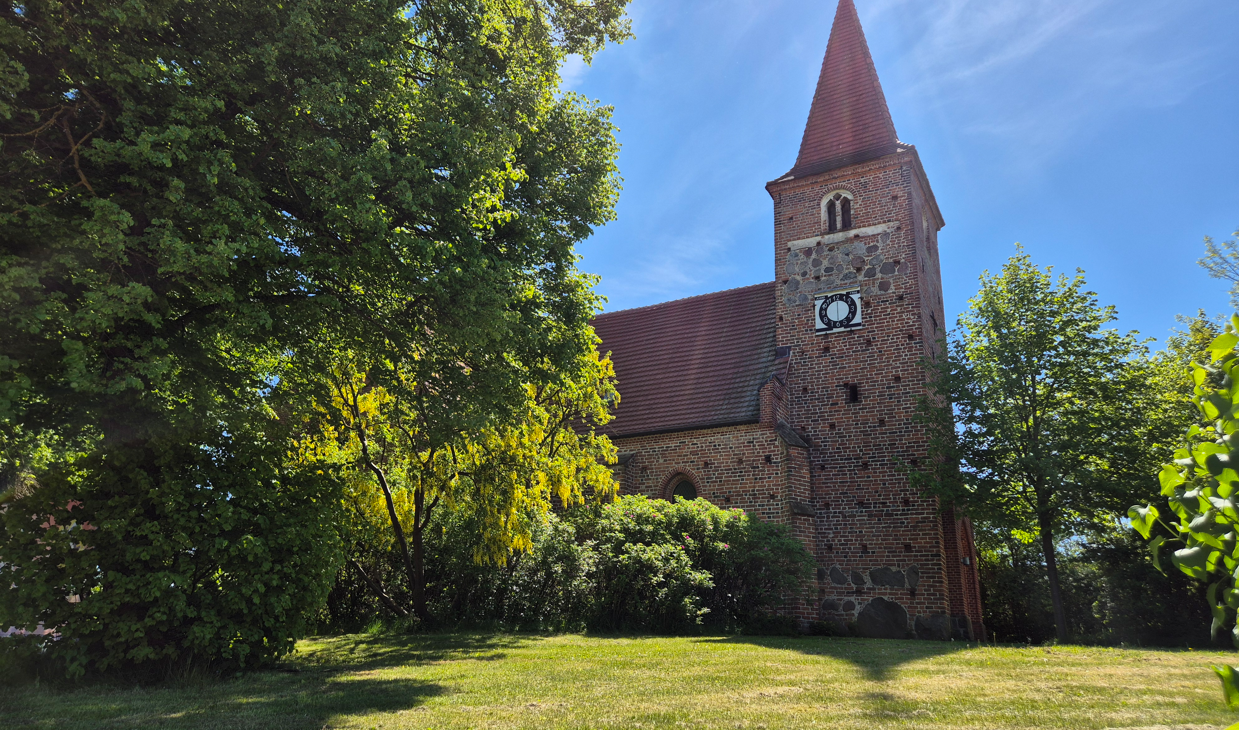 Kerk Gielow, © Gina Schulenberg Kerk Gielow, © Gina Schulenberg