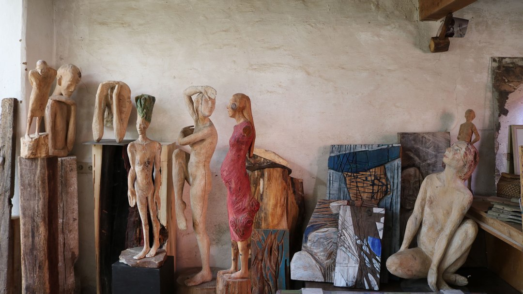 Houtbeeldhouwer Christina Rode, © Silke Voss