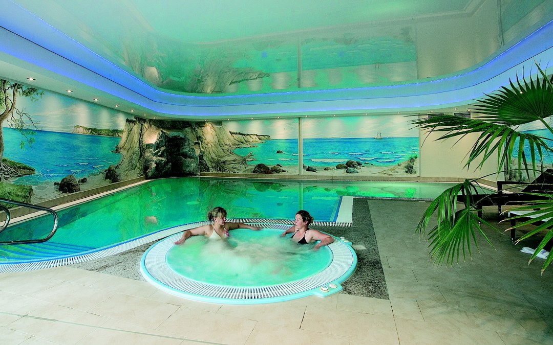 Zwembad, © Waldhotel Göhren GmbH