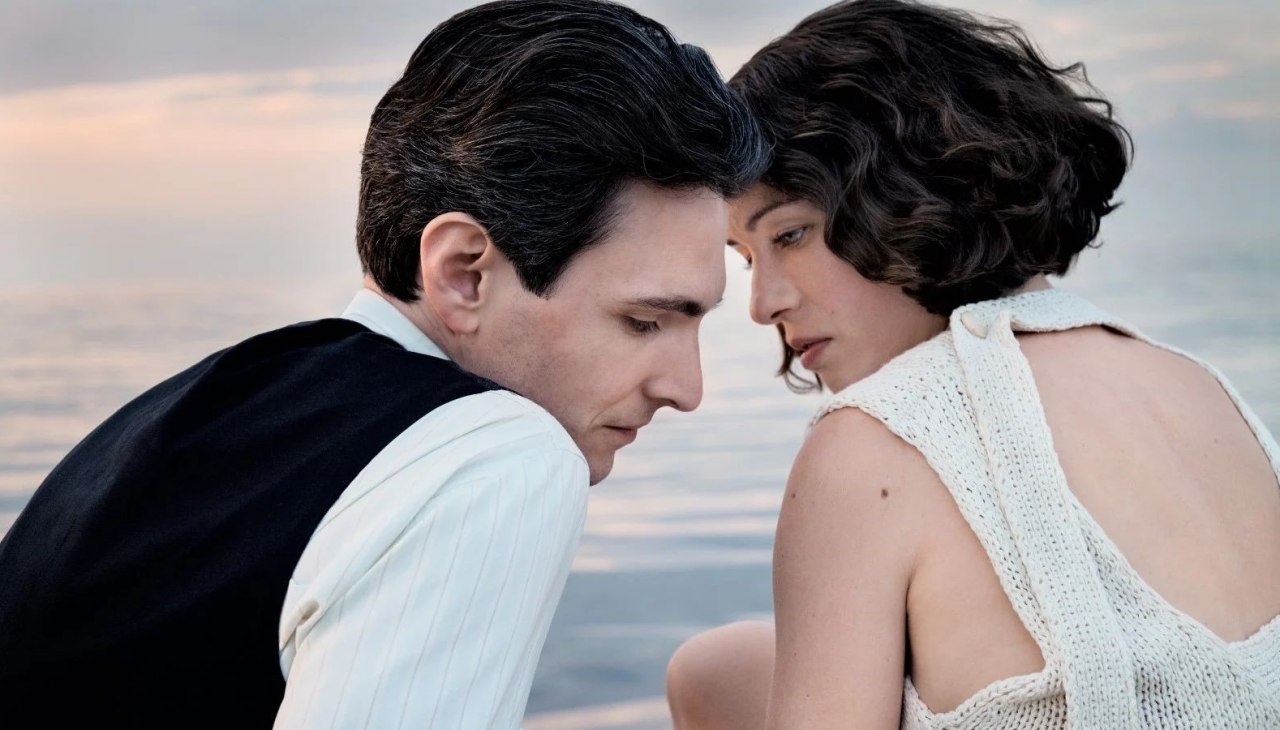 Franz Kafka (Sabin Tambrea) and Dora Diamant (Henriette Confurius)., © Foto: Majestic/Mathias Bothorl Franz Kafka (Sabin Tambrea) and Dora Diamant (Henriette Confurius)., © Foto: Majestic/Mathias Bothorl