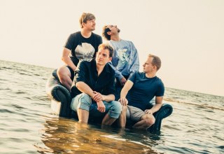 &copy; Wally Pru&szlig;