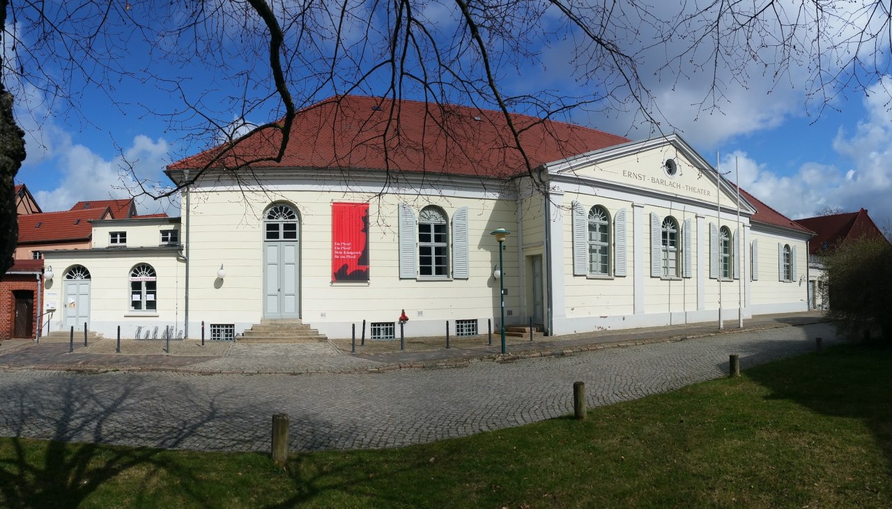 Teatr Ernsta Barlacha w Güstrow, © Steffen Goitzsche