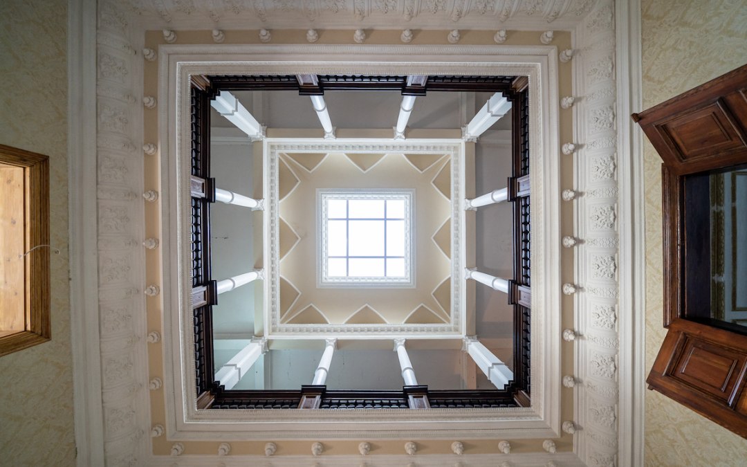 Trap met galerij in het landhuis Gorow, © Domusimages