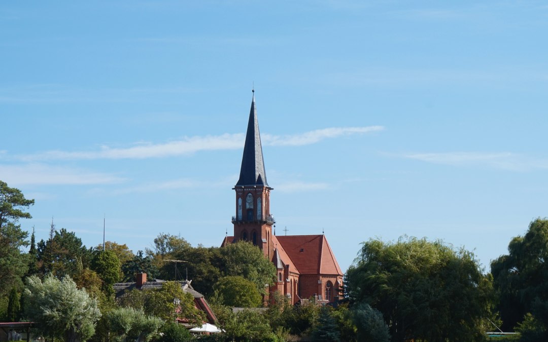 Fischländer Kirche ©KVW Wustrow, © Cindy Wohlrab / KVW Wustrow