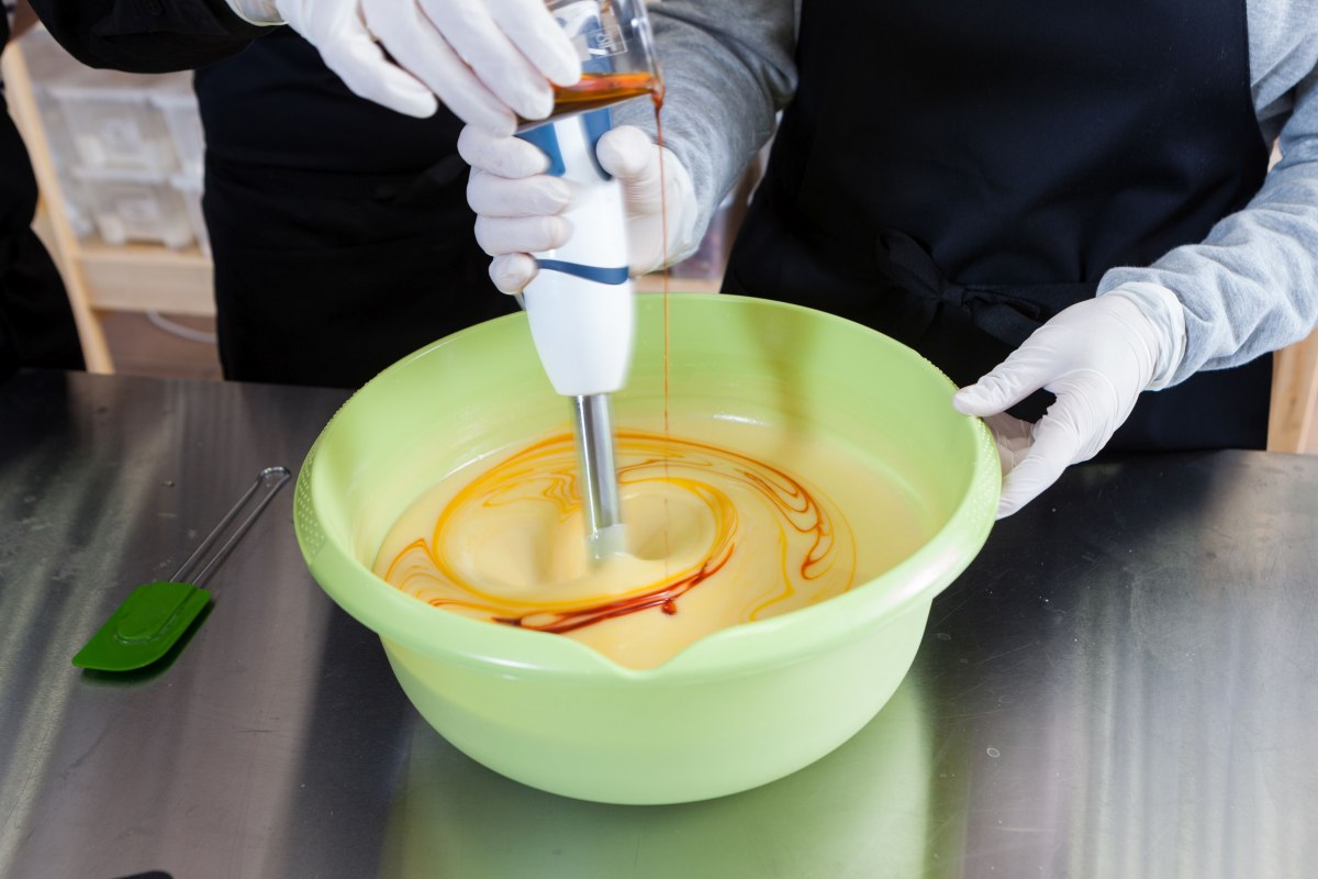 Soap making, &copy; Papadoxx-Fotografie GbR